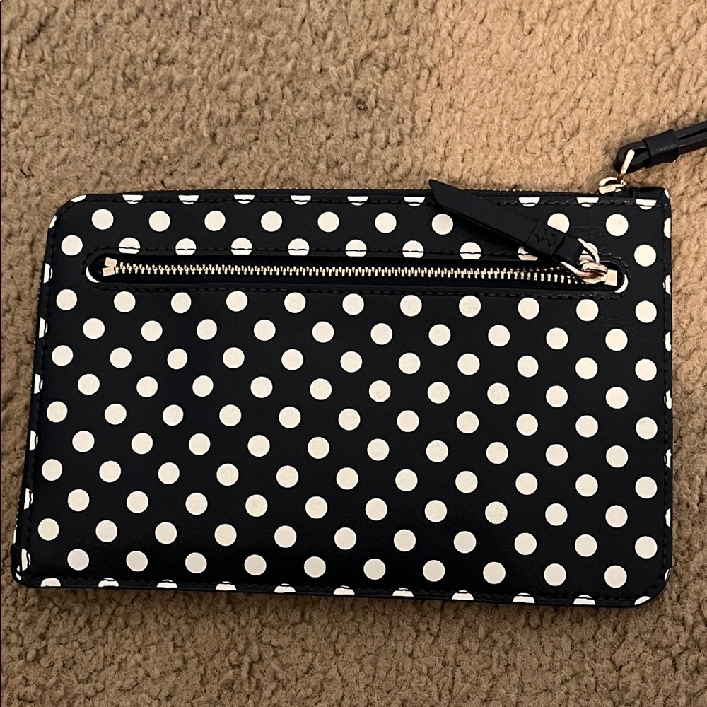Kate Spade Black and White Polka Dot Wristlet with Green Design - Picture 2 of 6